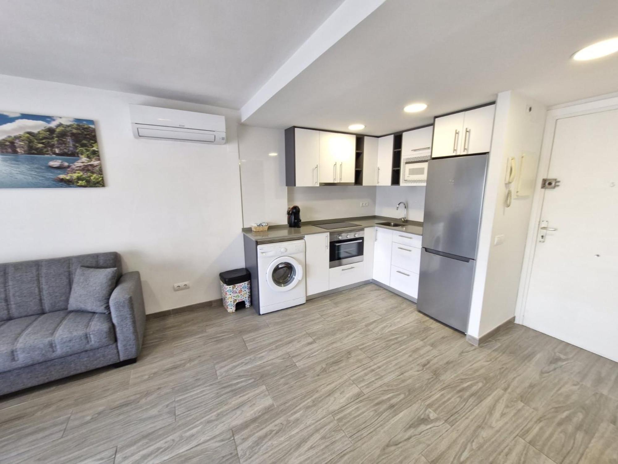 Apartamento Centrico En ซาลอว์ ภายนอก รูปภาพ